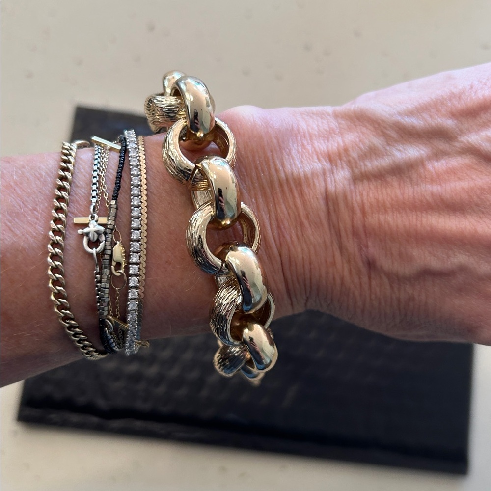 Banana Republic Gold Chain Bracelet